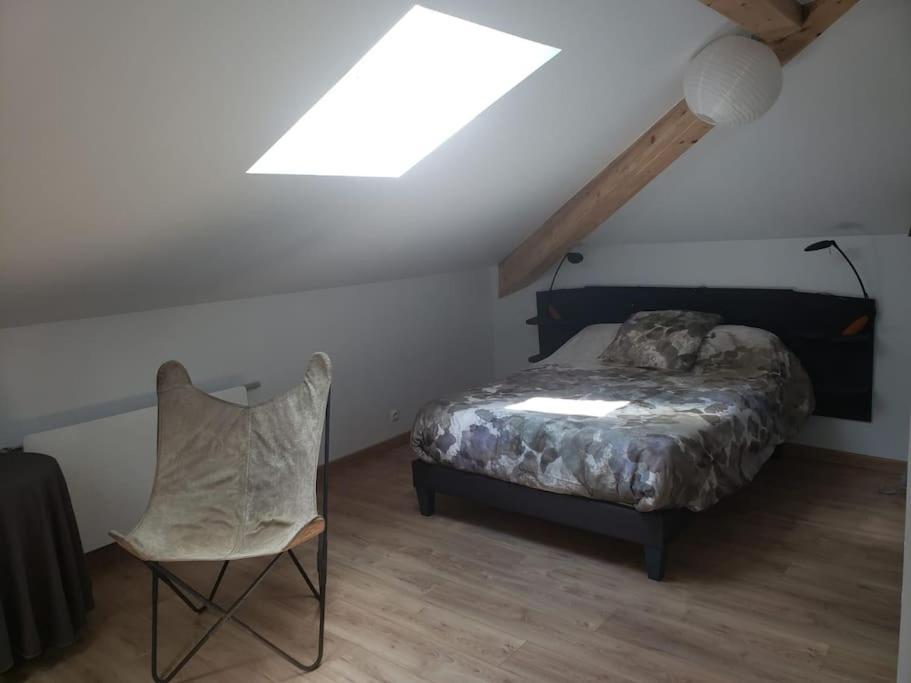 L'Atelier De Jean Villa Velzic Bagian luar foto