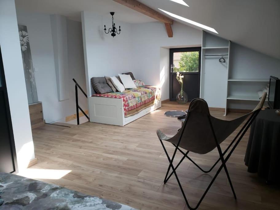 L'Atelier De Jean Villa Velzic Bagian luar foto